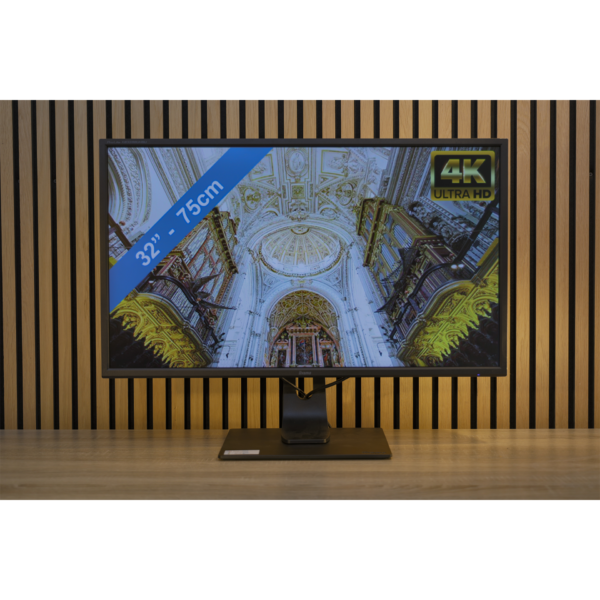 32-Vierkant LED TV scherm 65 inch + statief