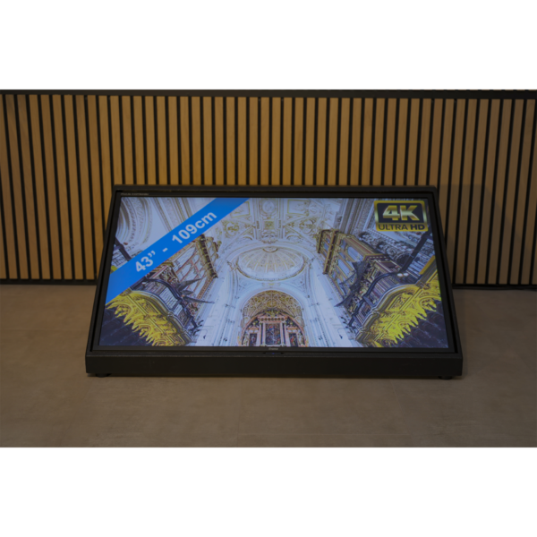 43-vierkant-DCM-front LED TV scherm 65 inch + statief