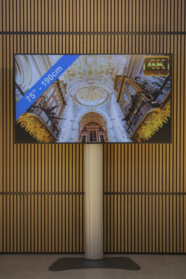 LCD-1-van-7-scaled LED TV scherm 65 inch + statief